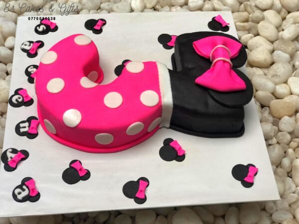 number three minnie mouse theme cake