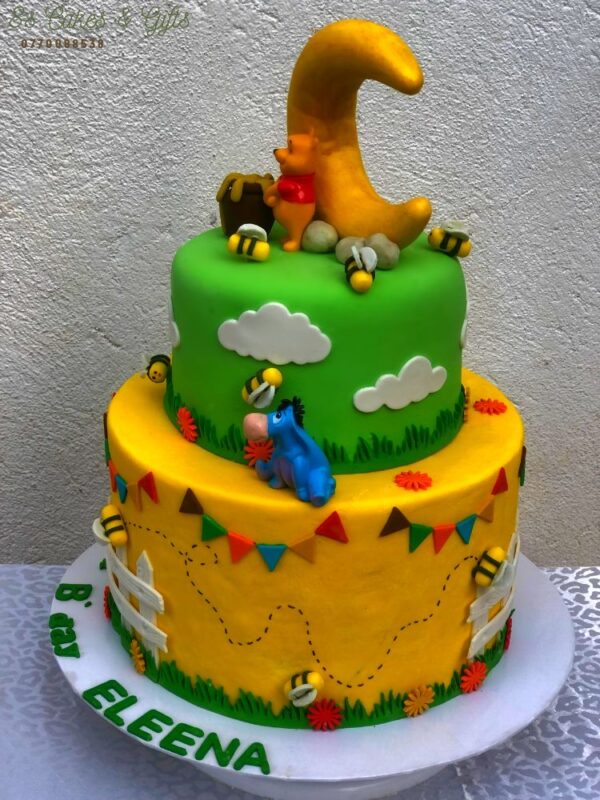 BC021 Winnie the Pooh theme birthday cake