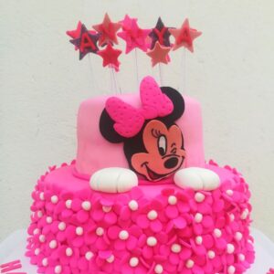 Minnie Mouse theme cake