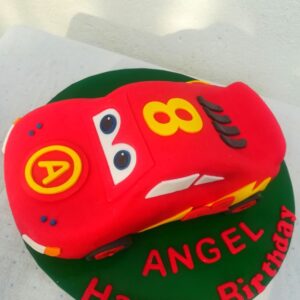 realistic McQueen Car cake