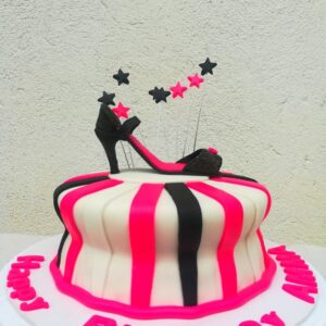 fondant heel cake