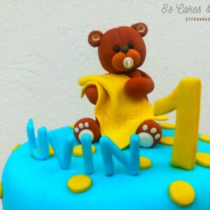 Teddy Bear birthday cake