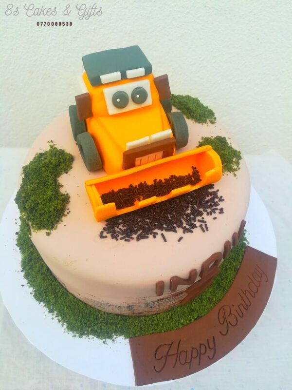 Bull dozer cake