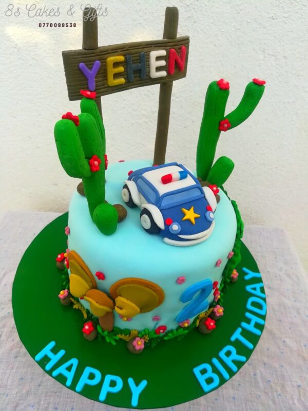 cop car in the dessert cake