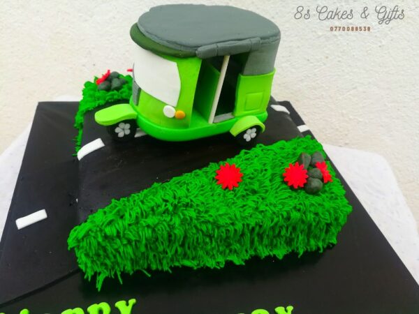 Fondant three-wheeler cake